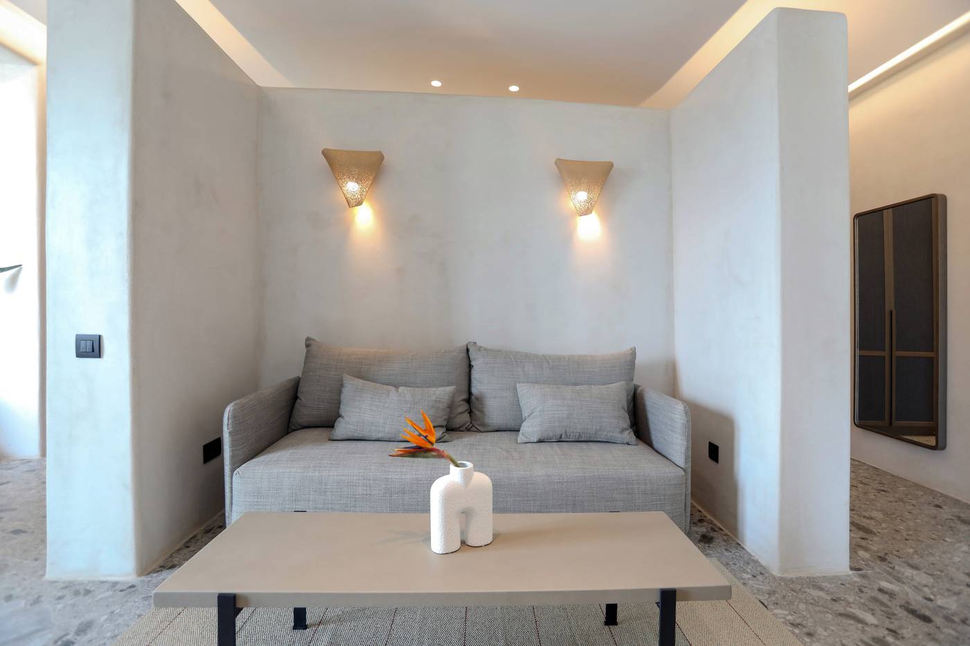 Aeonic-Suites---Spa-Room-63