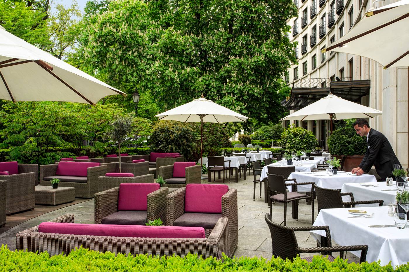 The-Charles-Hotel-Terrace-48