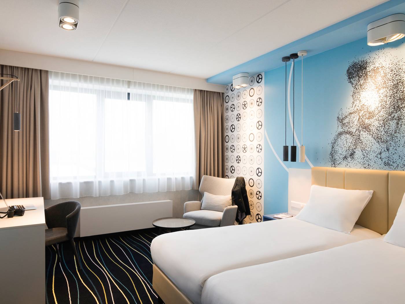 ibis-Styles-Haarlem-City-Room-7