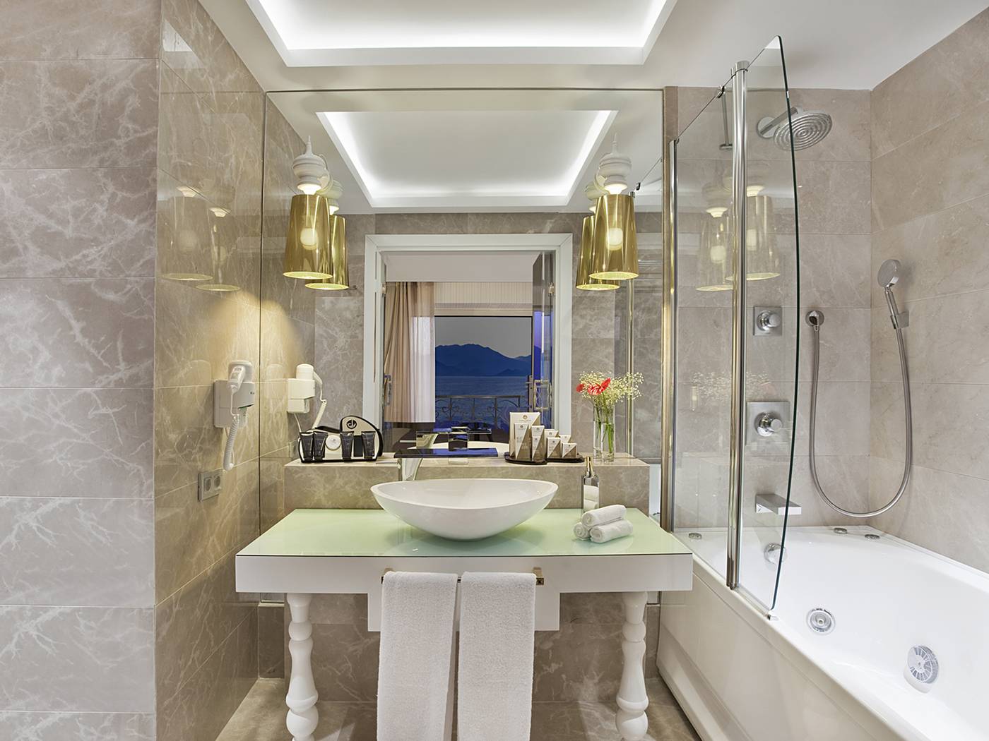 La-Boutique-Hotel-Room-32