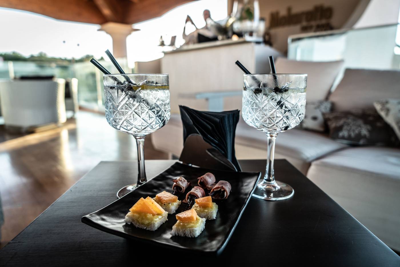 Grande-Baia-Resort-Hotel-Bar-35