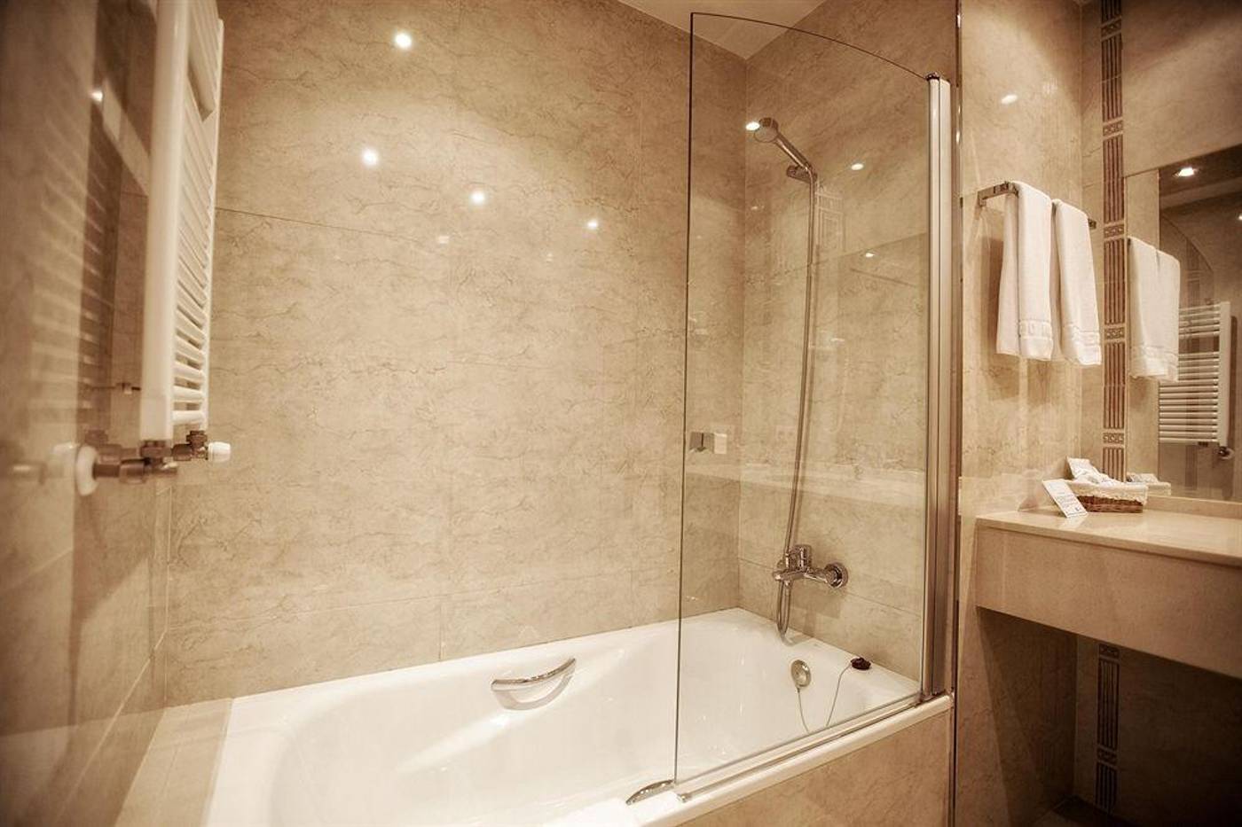 Don Paco-Spain-LLANES-General view-3