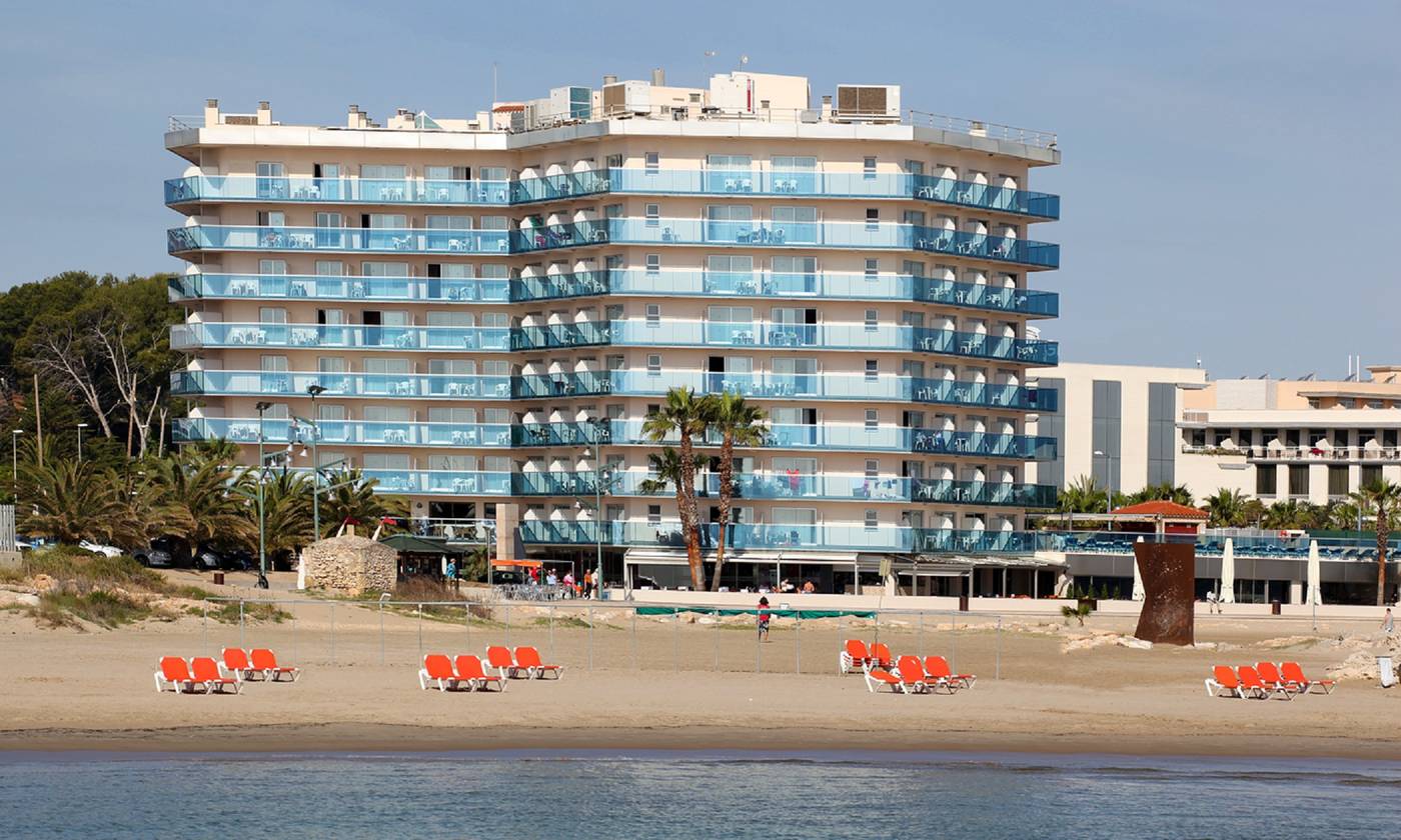 Golden-Donaire-Beach-General-view-10