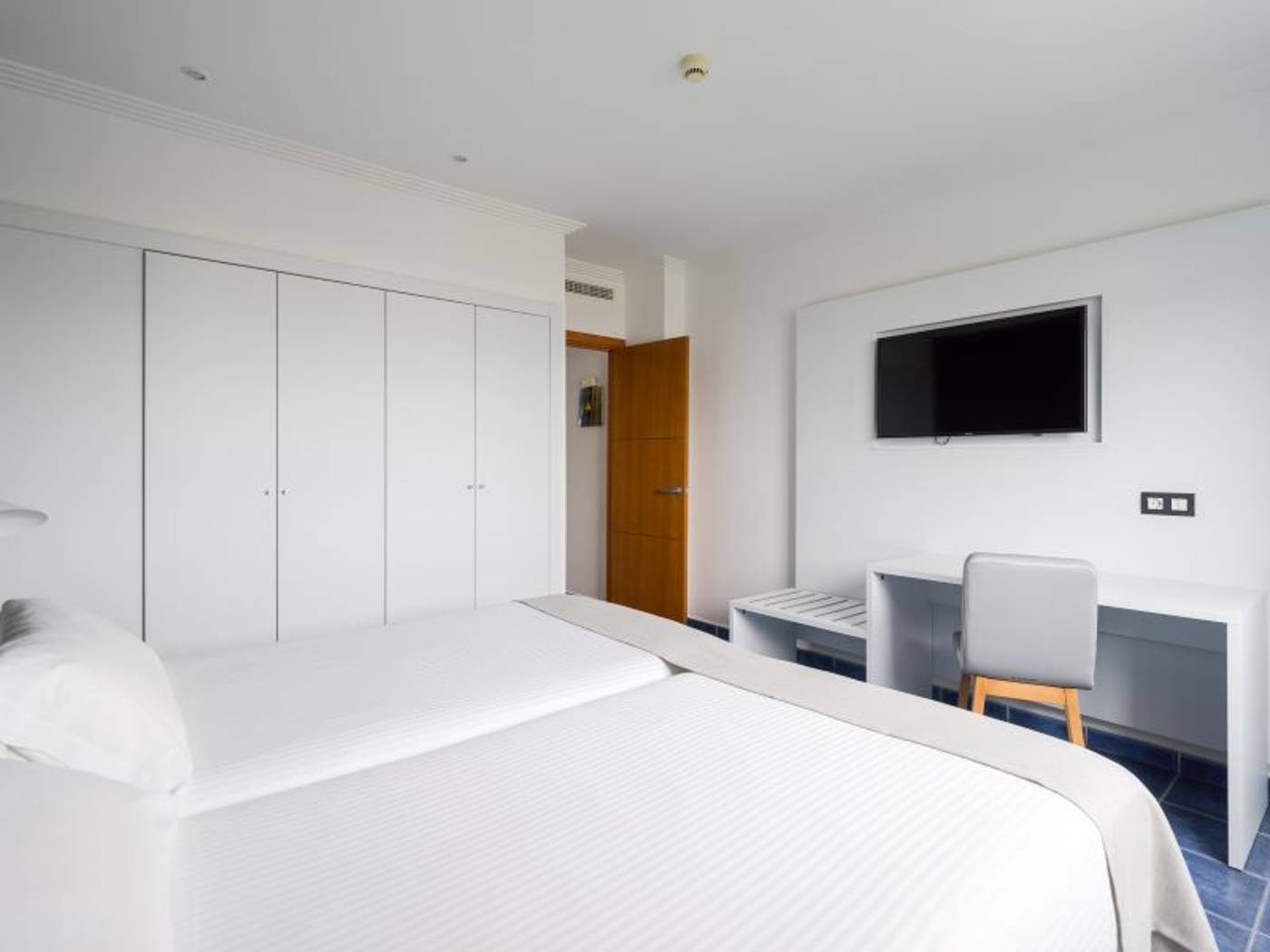 Hotel-LIVVO-Mirador-Papagayo-Room-47