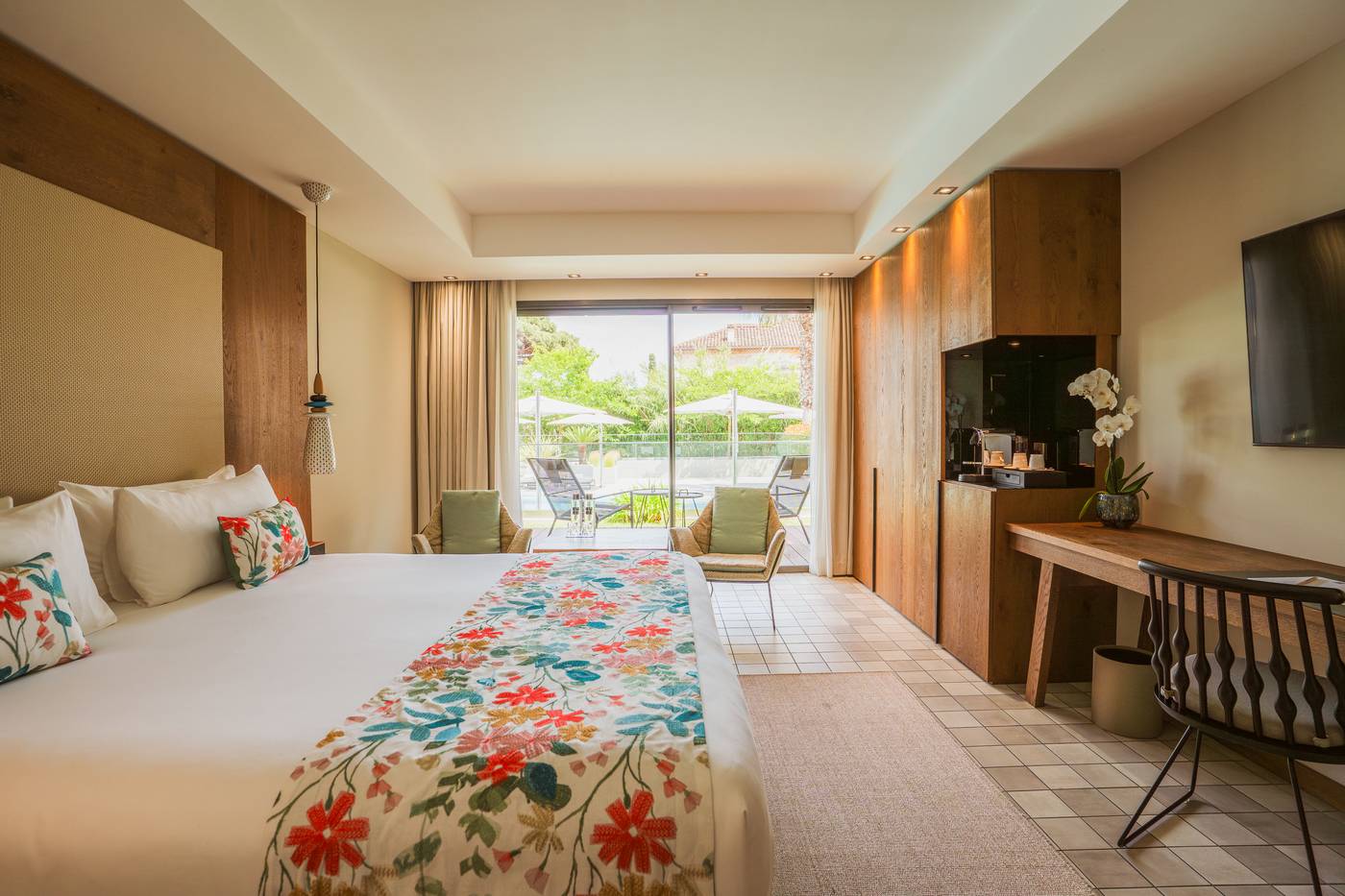 Kube-Hotel-St-Tropez-Room-27