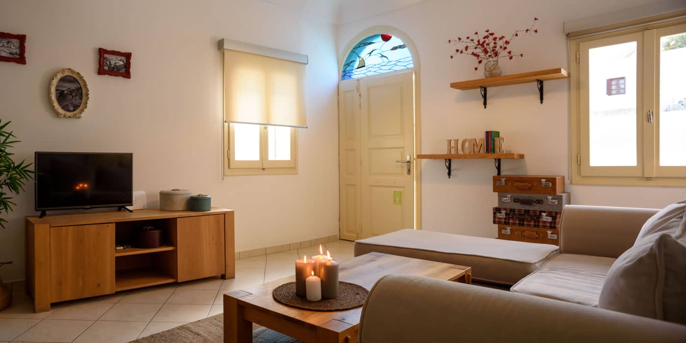 Suite-Home-Santorini-Room-7