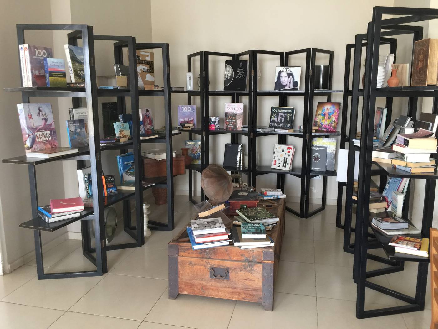 E-Hotel-Spa-and-Resort-Lobby-38