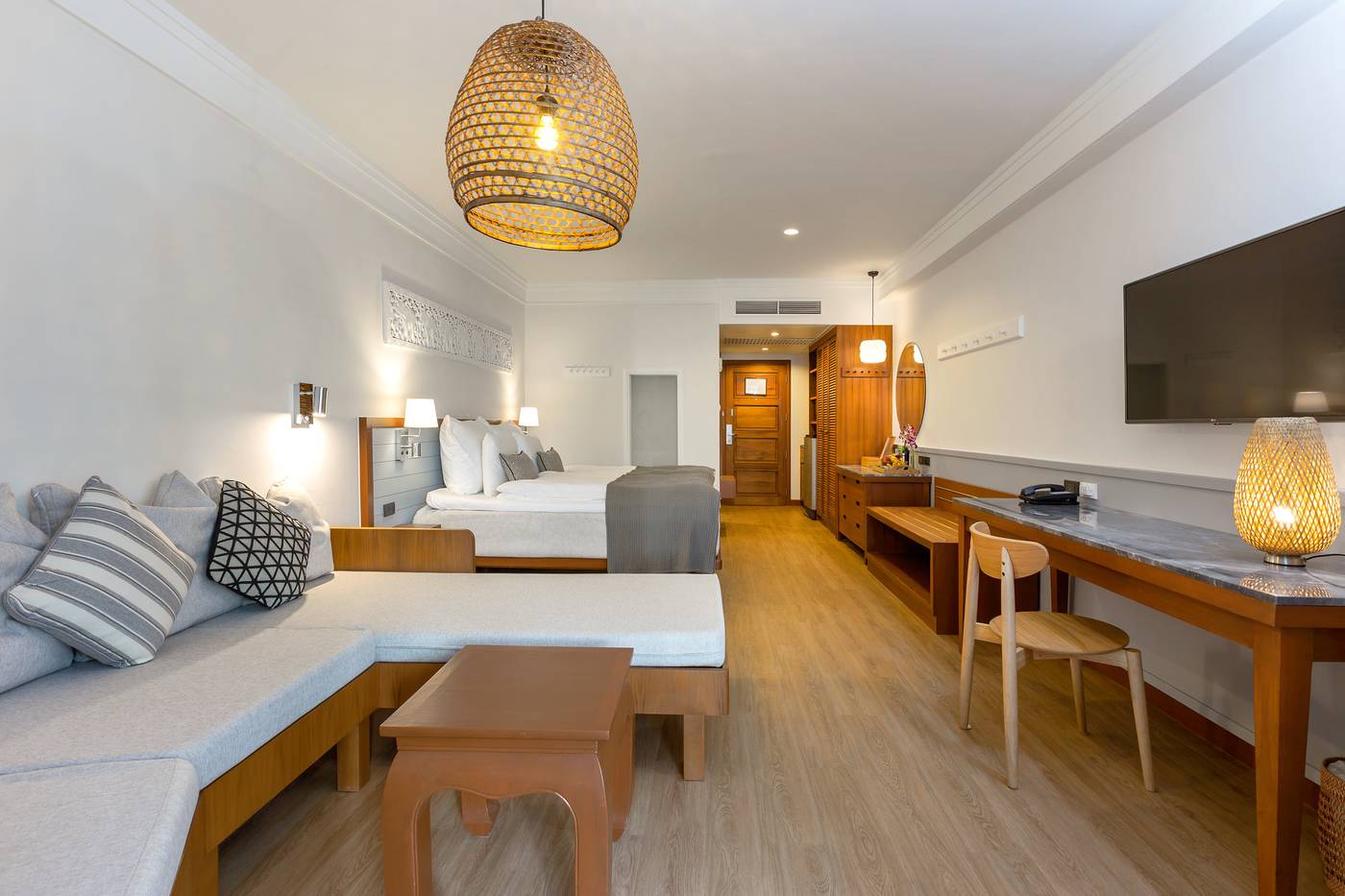 Sunwing-Bangtao-Beach-Room-28