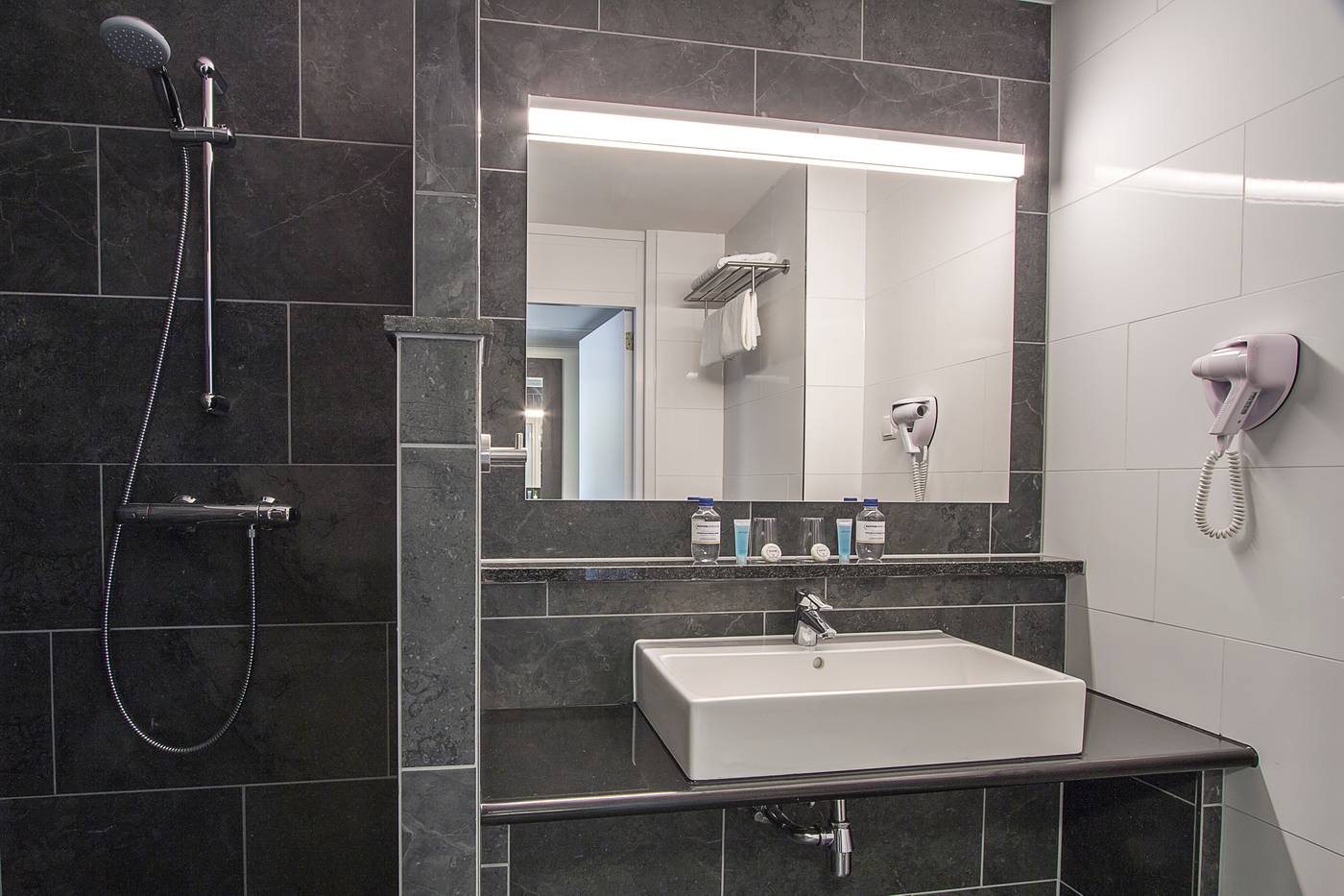 Bastion Hotel Zoetermeer-Netherlands-ZOETERMEER-Room-10