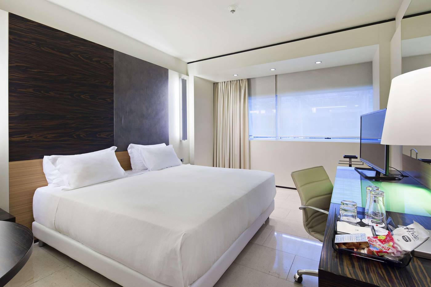 NH-Venezia-Laguna-Palace-Room-19