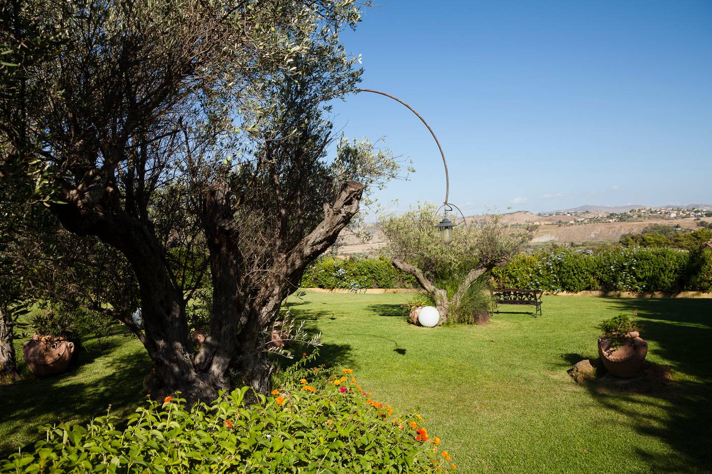 Hotel-Foresteria-Baglio-della-Luna-Terrace-20