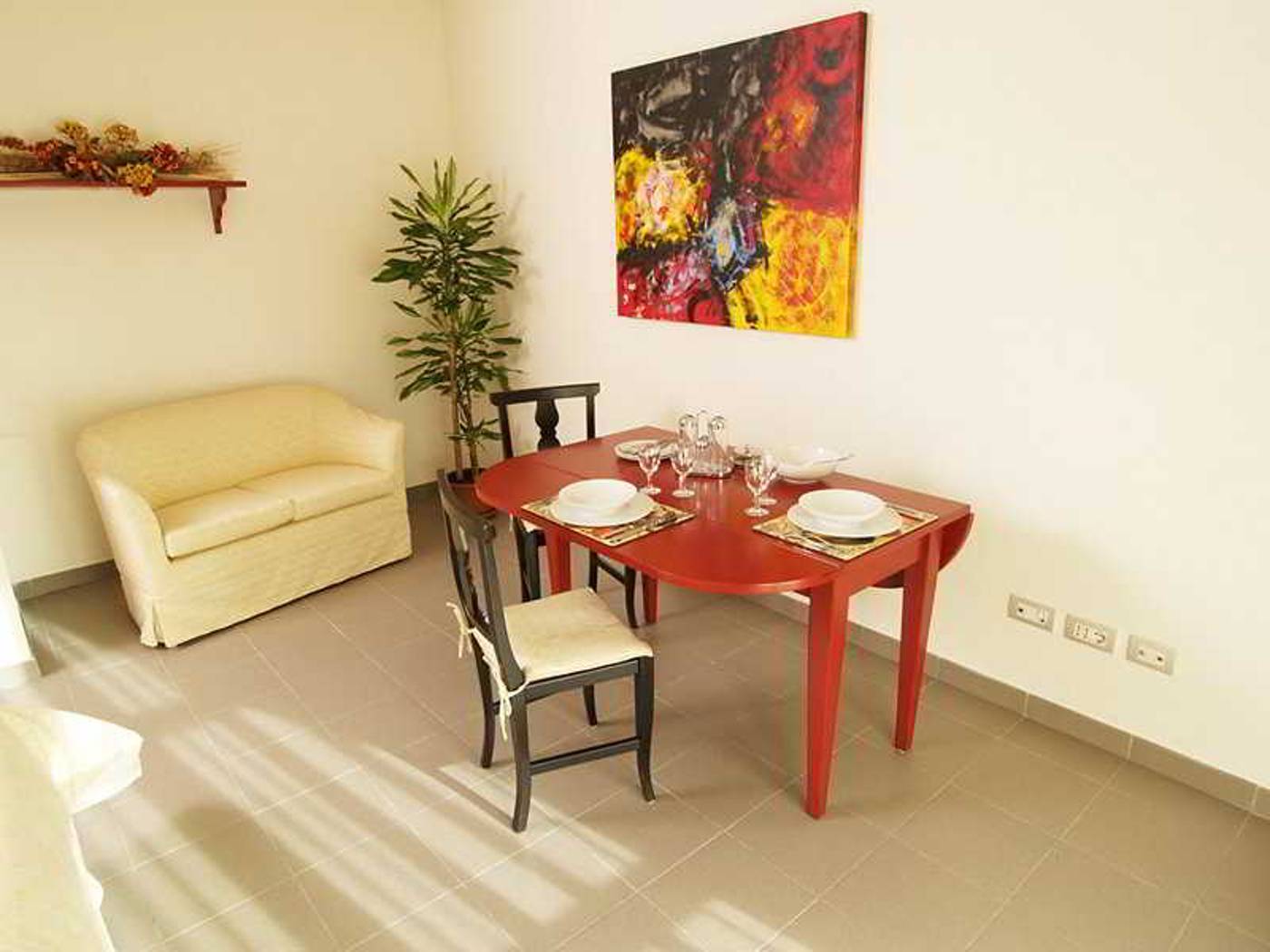 Quadra-Key-Residence-Room-17