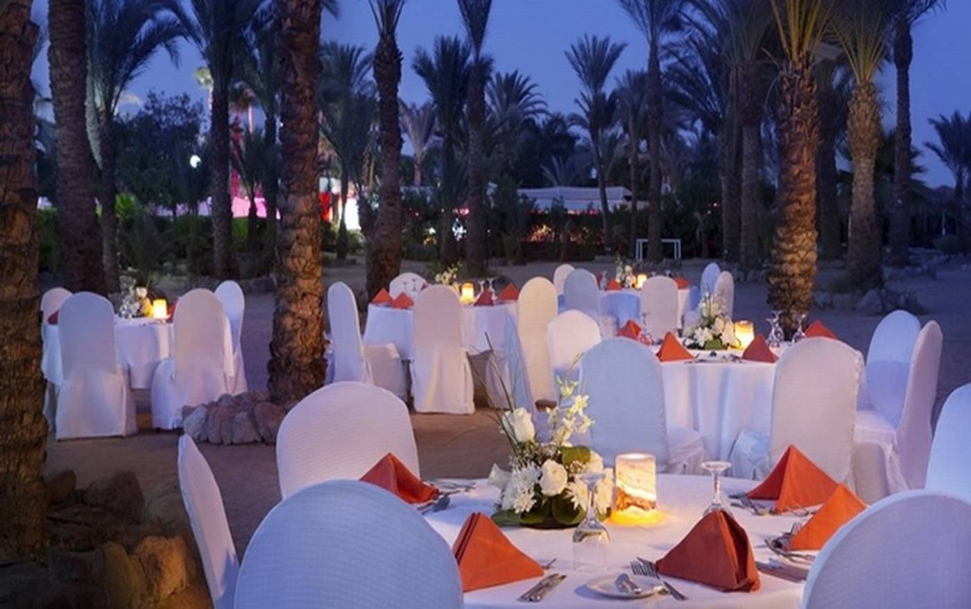 Fayrouz-Resort-Restaurant-16