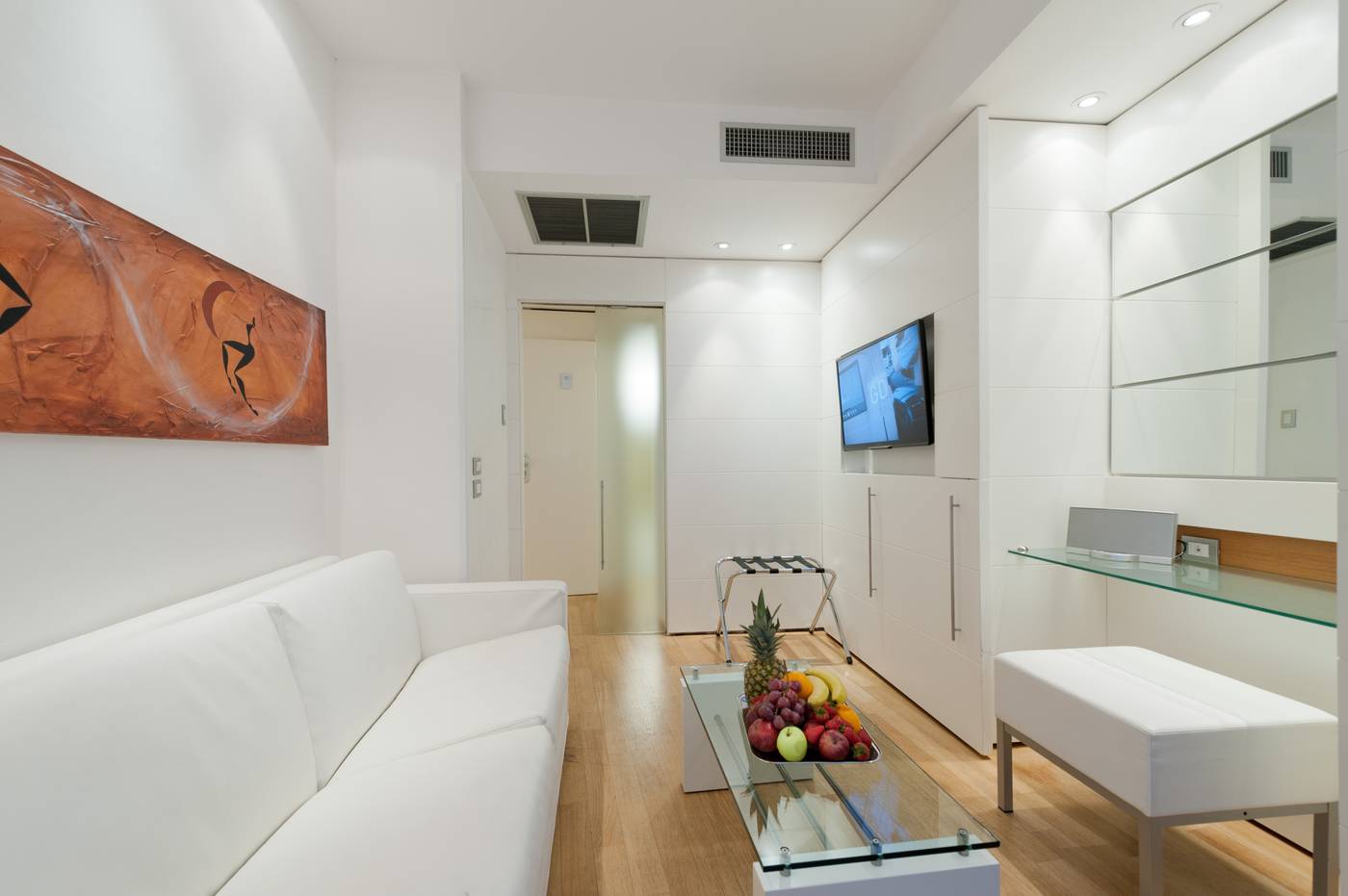 Hotel-White-General-view-25