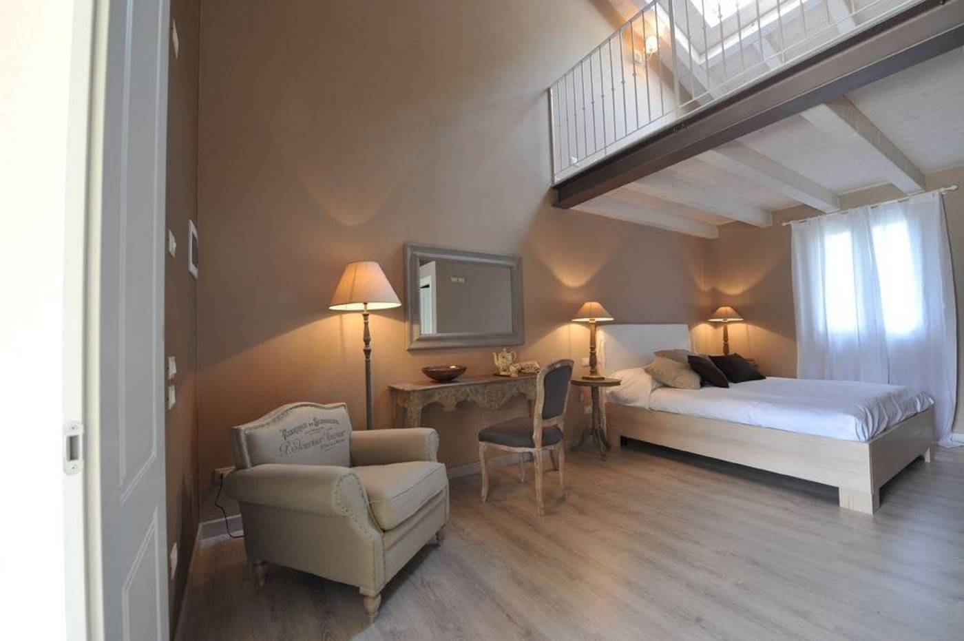 A-Casa-di-Delia---Charming-House-Room-21