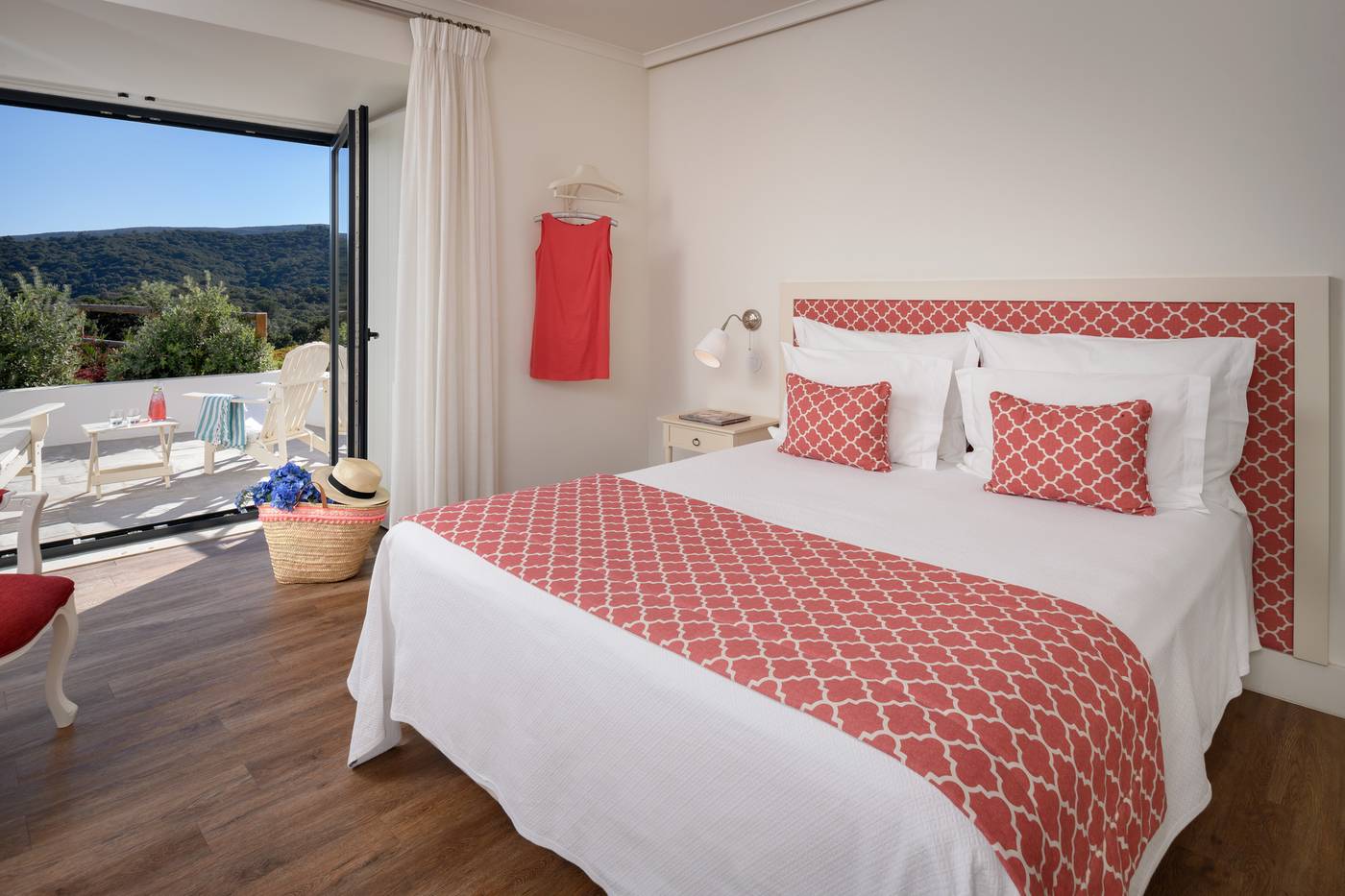 Casa-Palmela---Small-Luxury-Hotels---Villas-Room-6