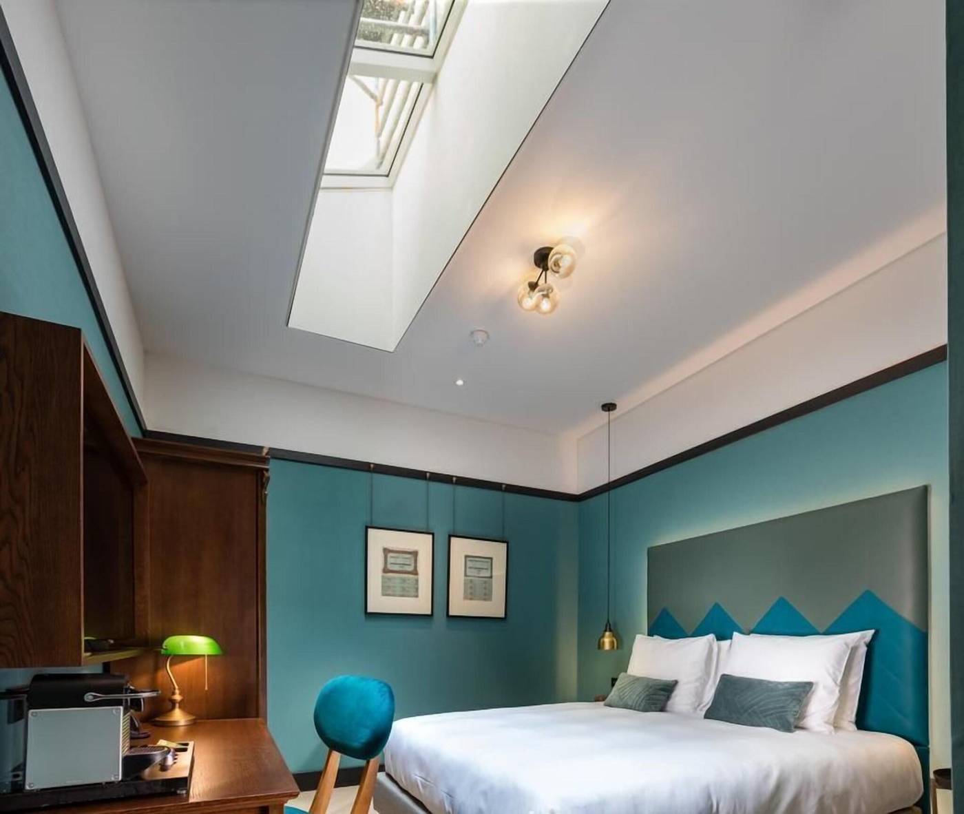 The-Hendrick-S-Hotel-Room-36