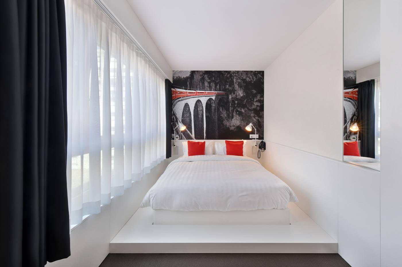 Home-Swiss-Hotel-Room-44