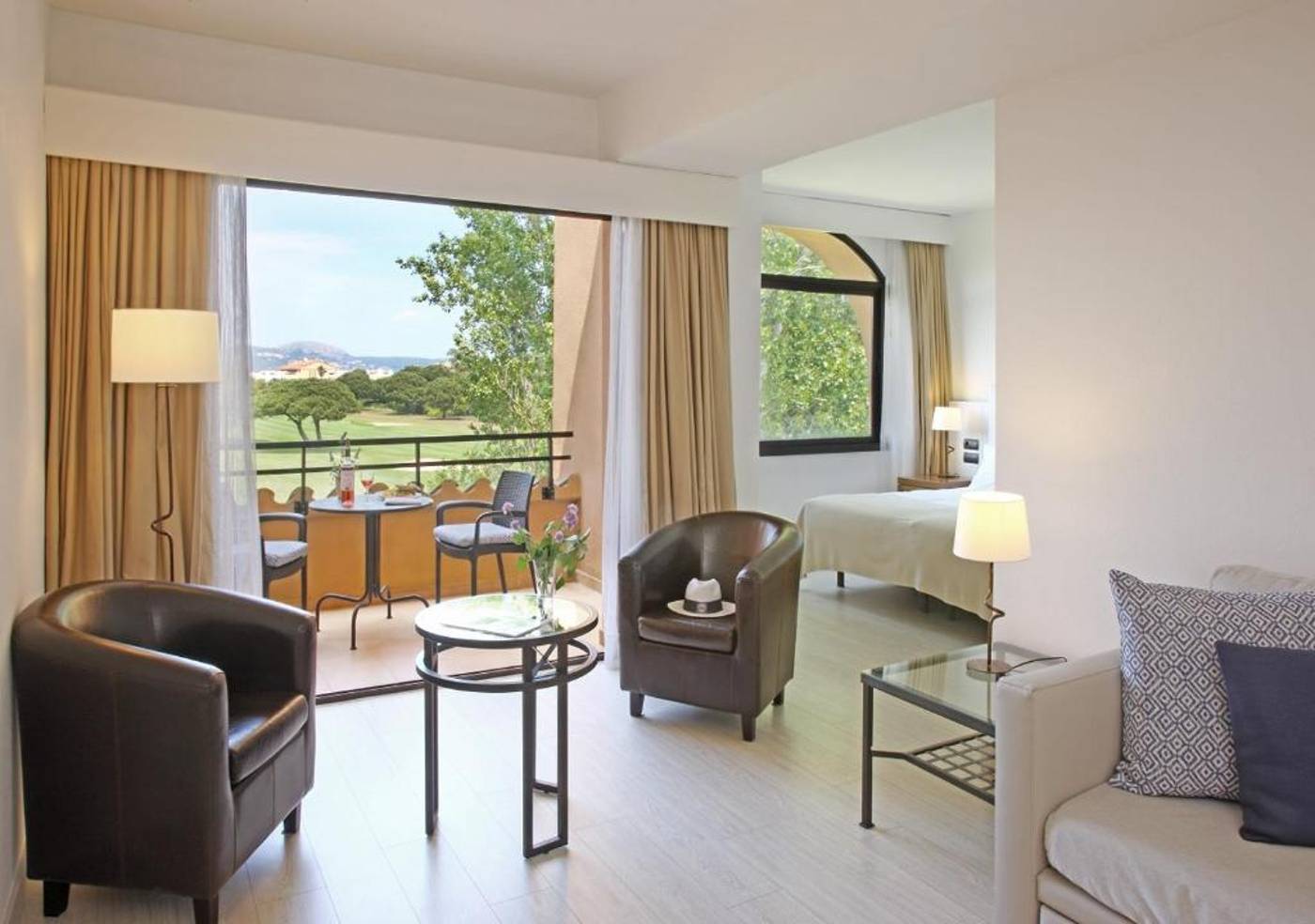 La-Costa-Hotel-Golf---Beach-Resort-Room-36