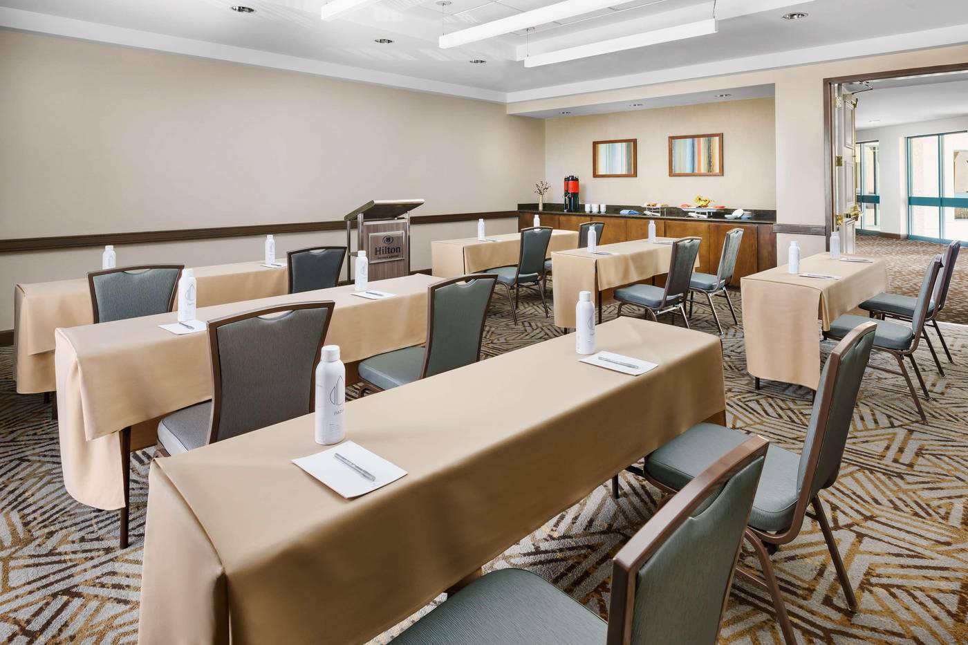 Hilton Phoenix Airport-United States-Phoenix-General view-5