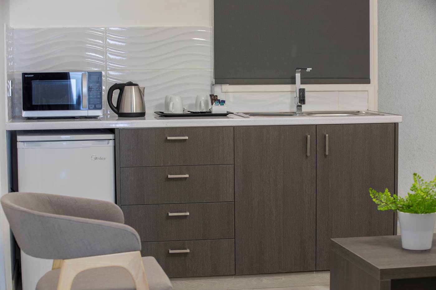 Blazer-Residence-Room-22