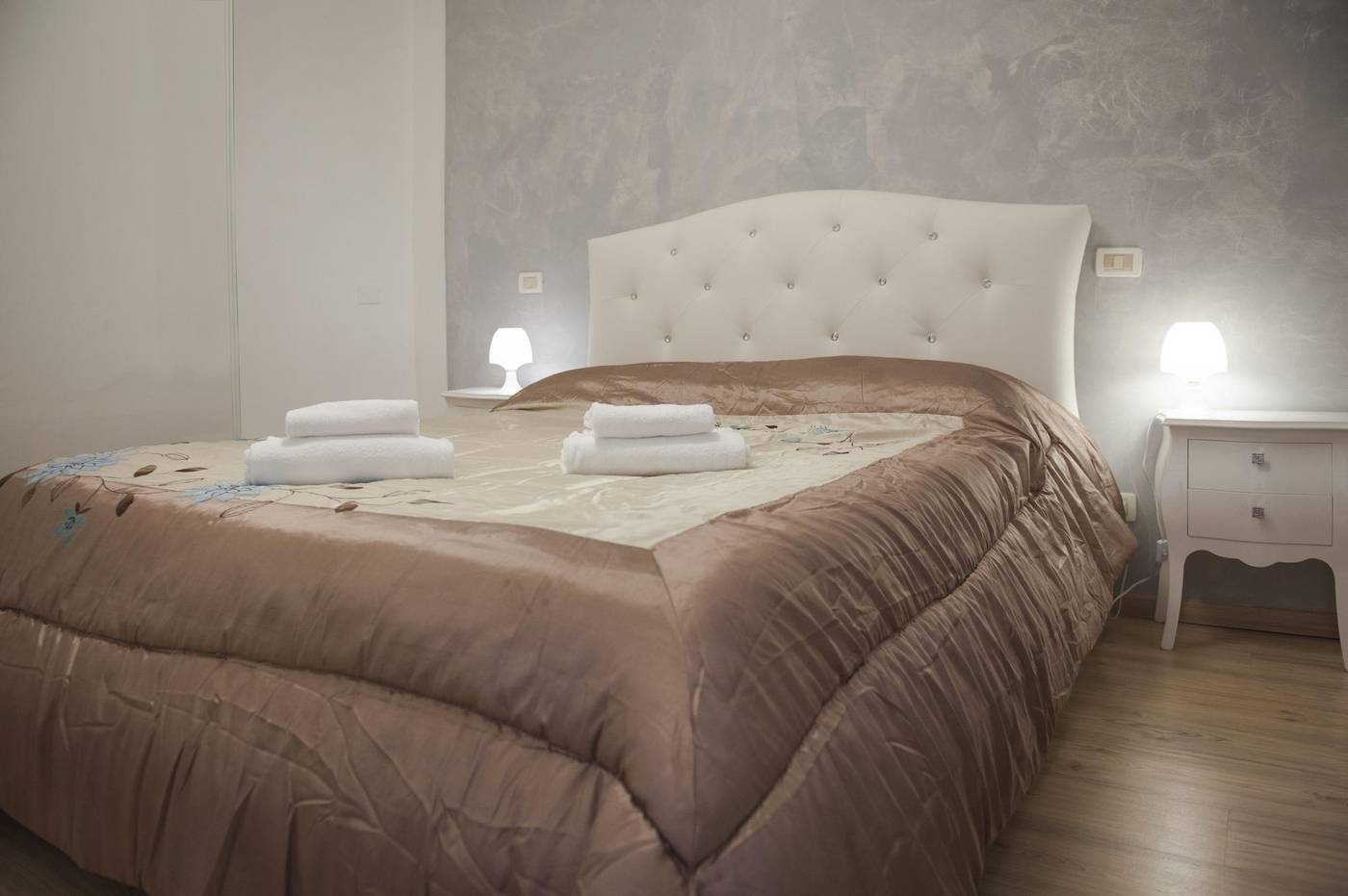 Porta-Orientalis-Venice-Room-6