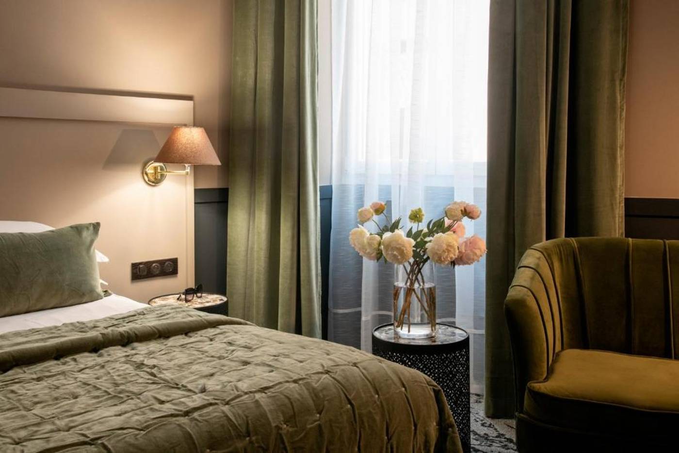 Best-Western-Plus-Nice-Cosy-H----tel-Room-3