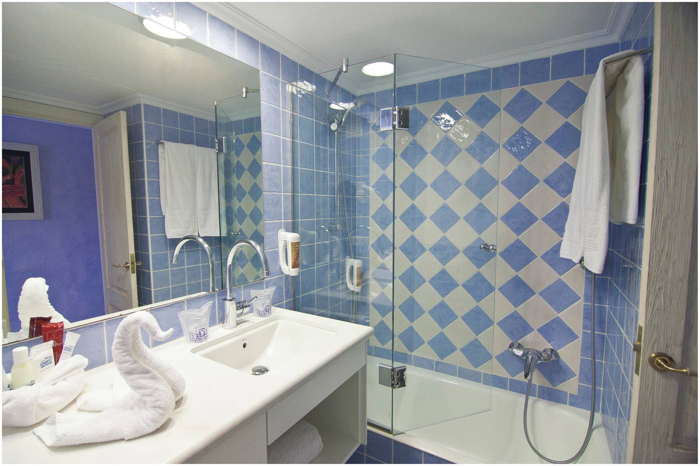 Royal-Son-Bou-Family-Club-Room-44