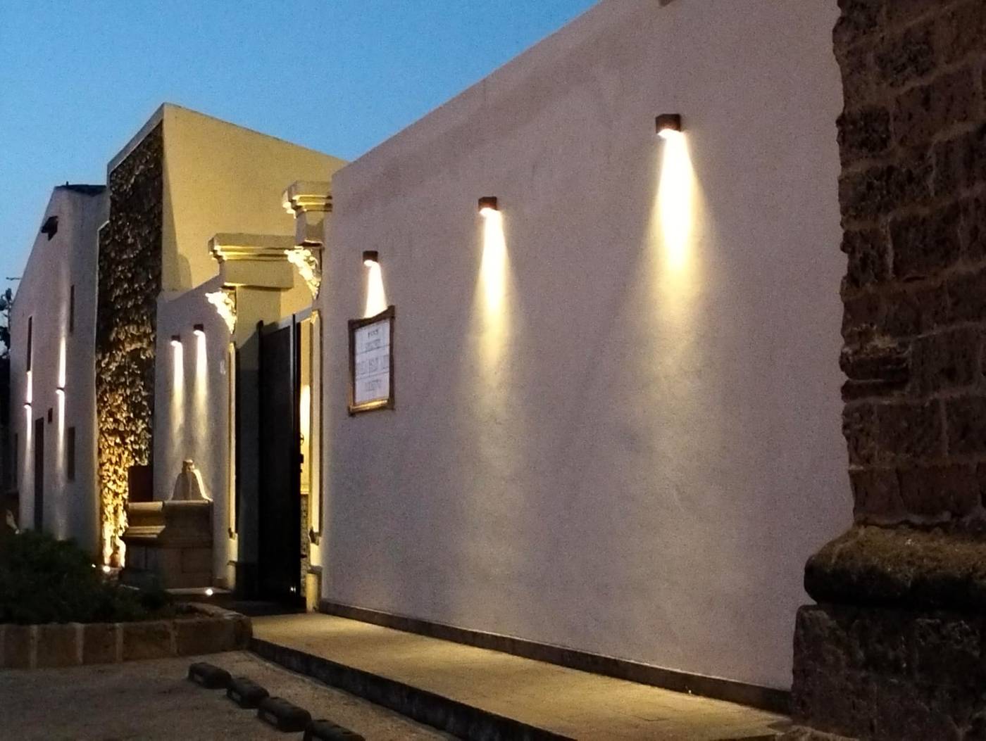 Hotel-Foresteria-Baglio-della-Luna-Lobby-25