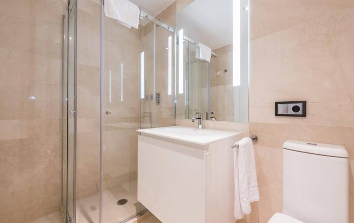 Gran-Via-Centric-II-Room-33