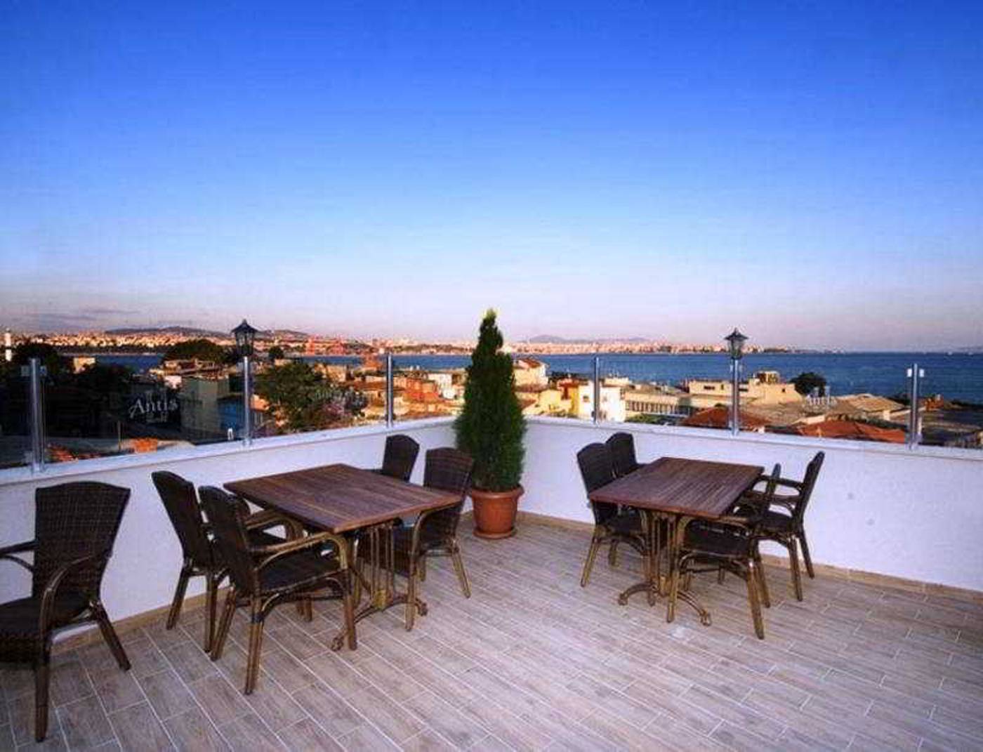 Antis-Hotel-Special-Class-Terrace-7