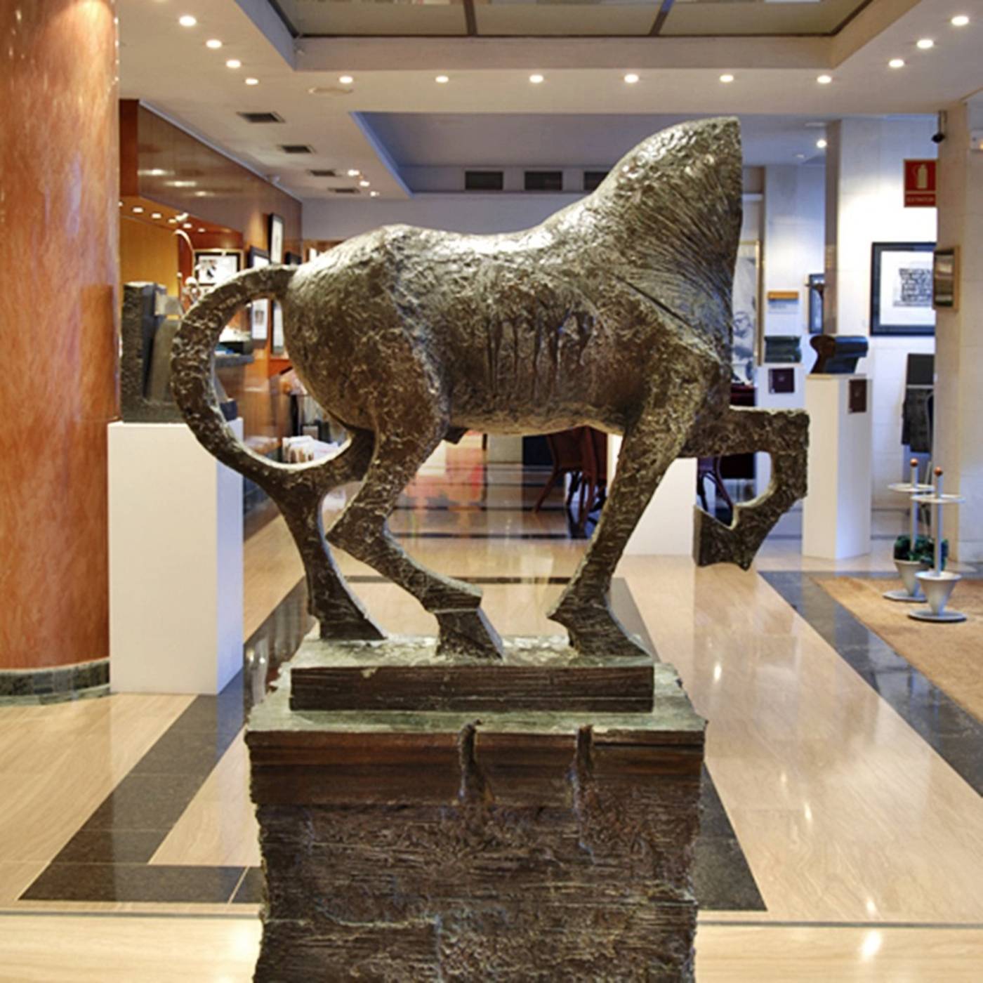 Estela-Barcelona-Lobby-46