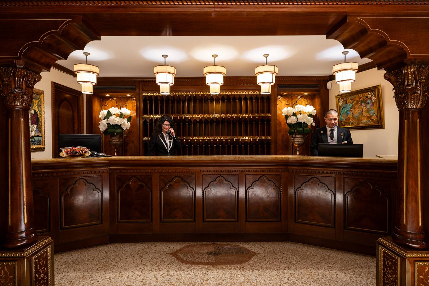 Ai-Mori-d-Oriente-Lobby-14