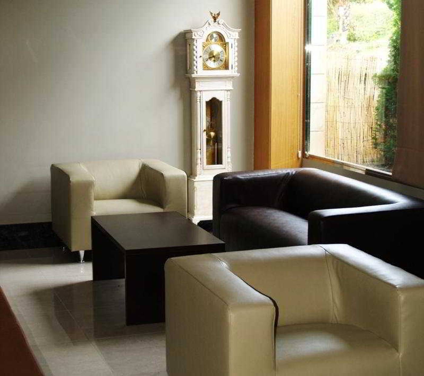 Maritimo Ris Hotel-Spain-NOJA-Lobby-4