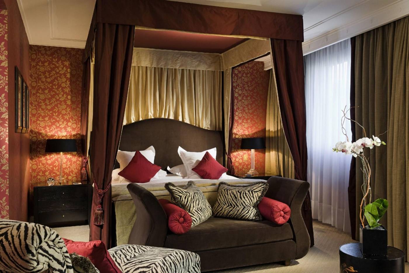 Warwick-Paris-Room-27