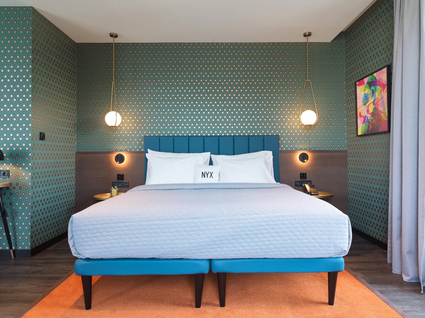 NYX-Esperia-Palace-Athens-by-Leonardo-Hotels-Room-45