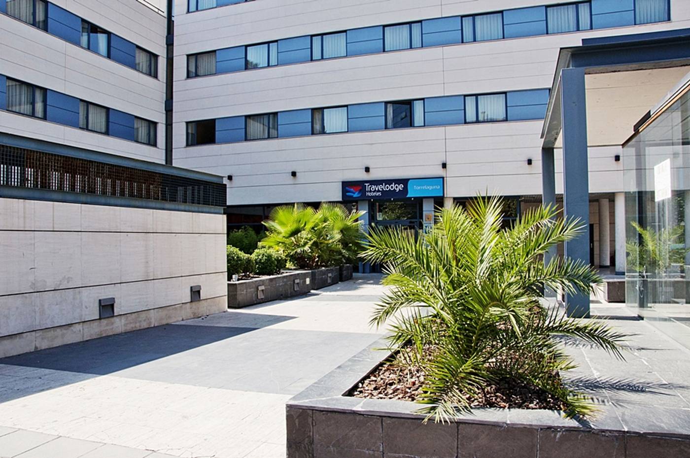 Travelodge-Torrelaguna-General-view-2