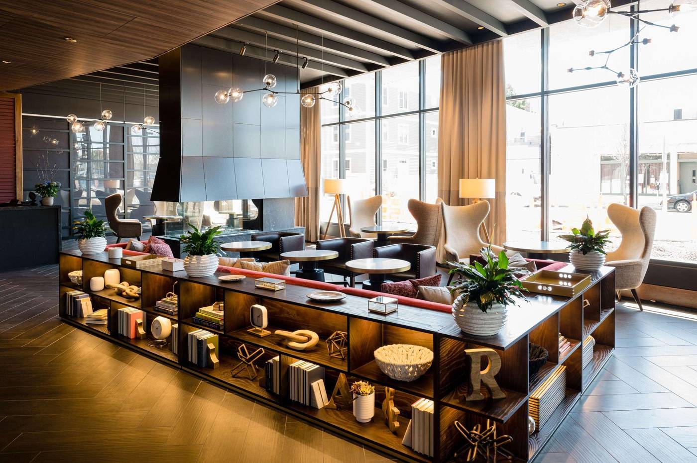 Cambria-Hotel-Boston-Somerville-Lobby-5