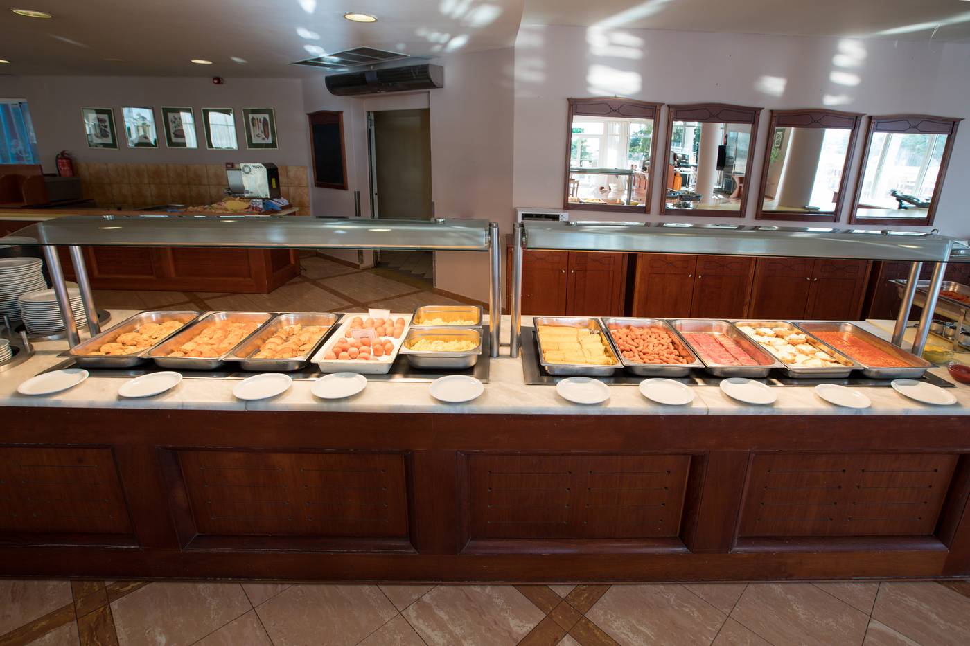 Sovereign-Beach-Hotel-Restaurant-45