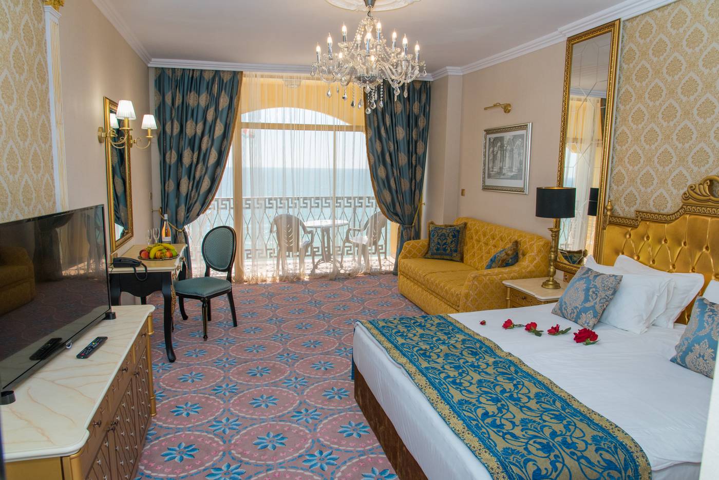 Imperial-Palace-Room-16