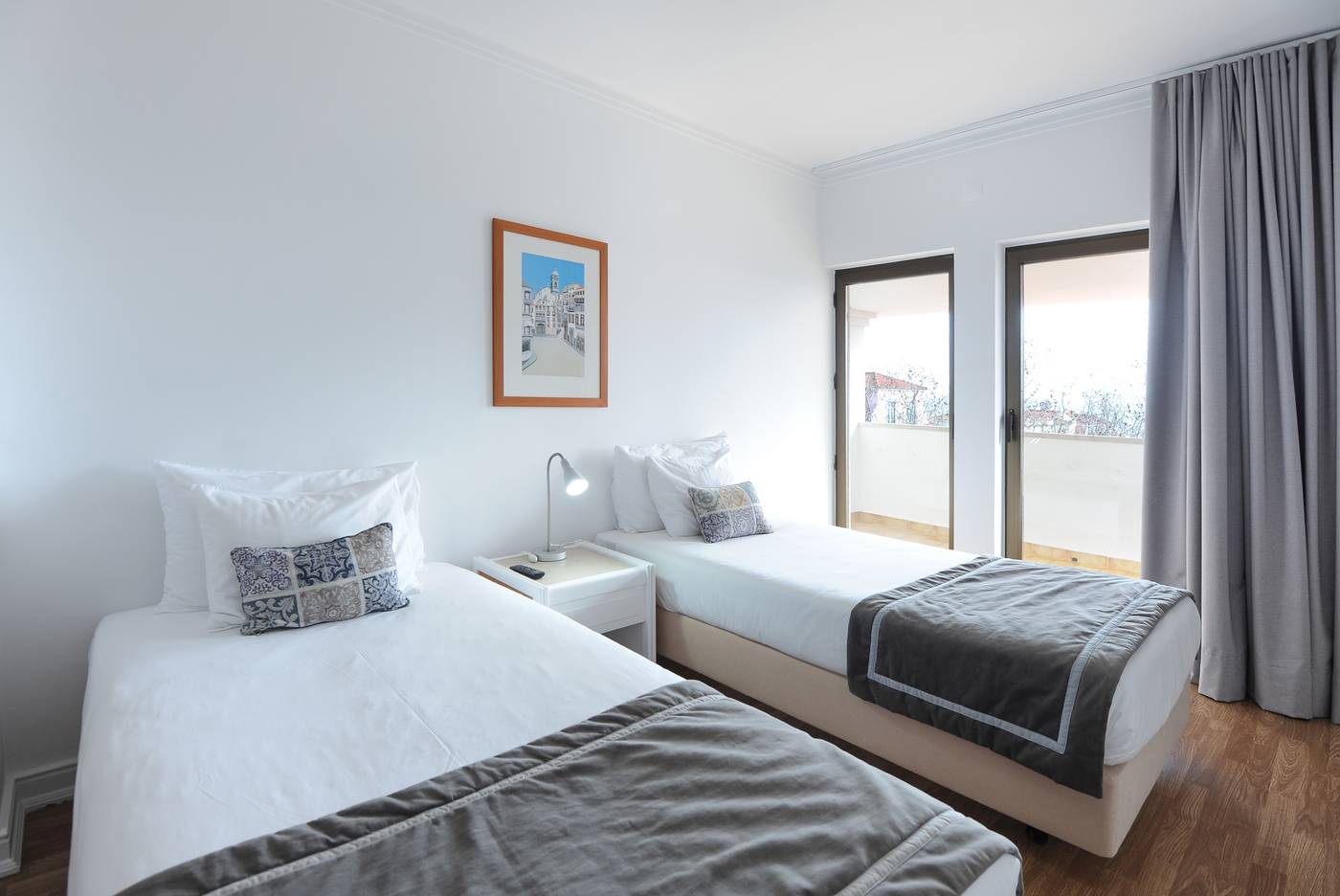 Clube-Do-Lago-Room-16