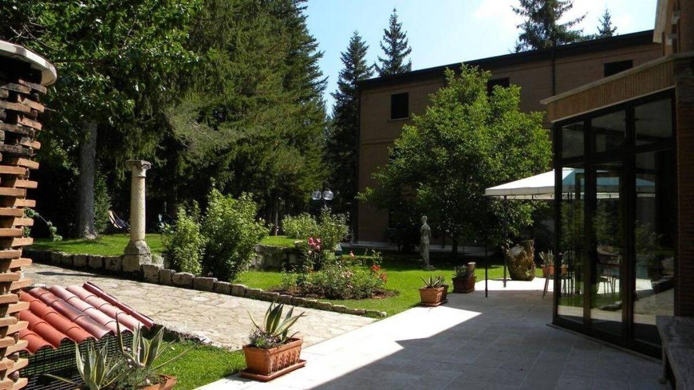 LH-Albergo-il-Picchio-General-view-4