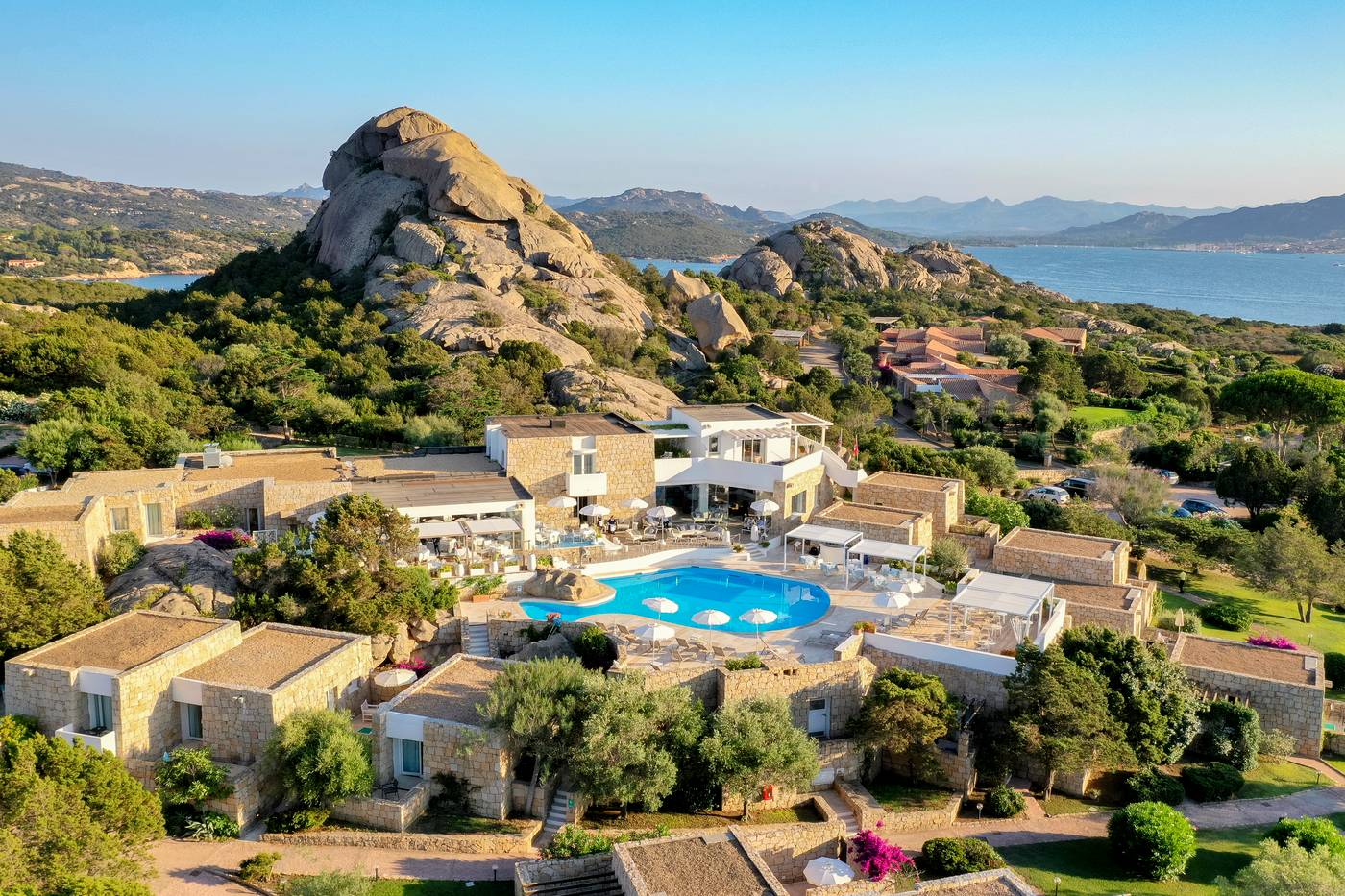 Grand-Relais-dei-Nuraghi-General-view-2