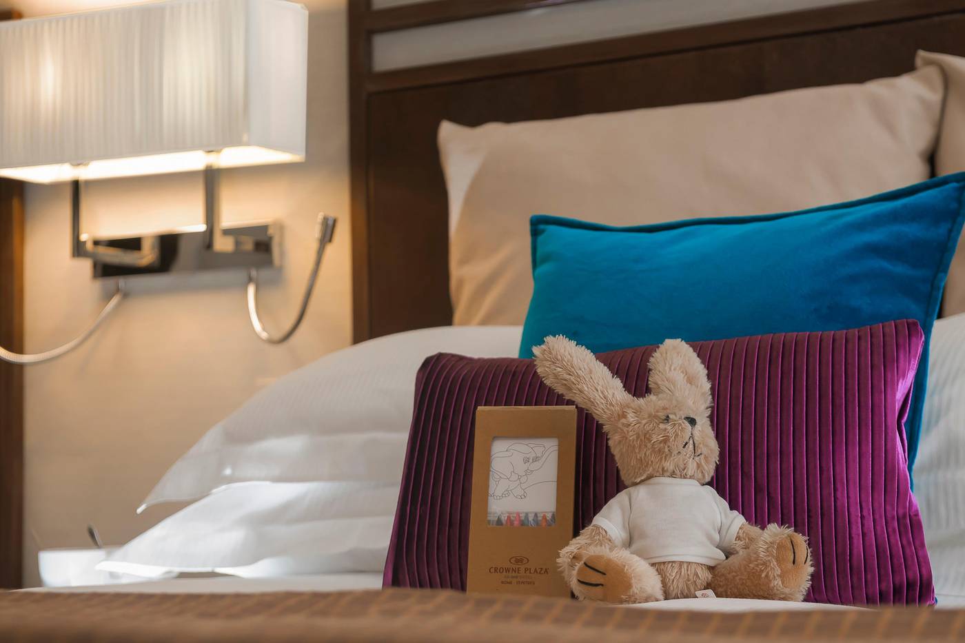 Crowne-Plaza-Rome---St--Peter-s-Room-55