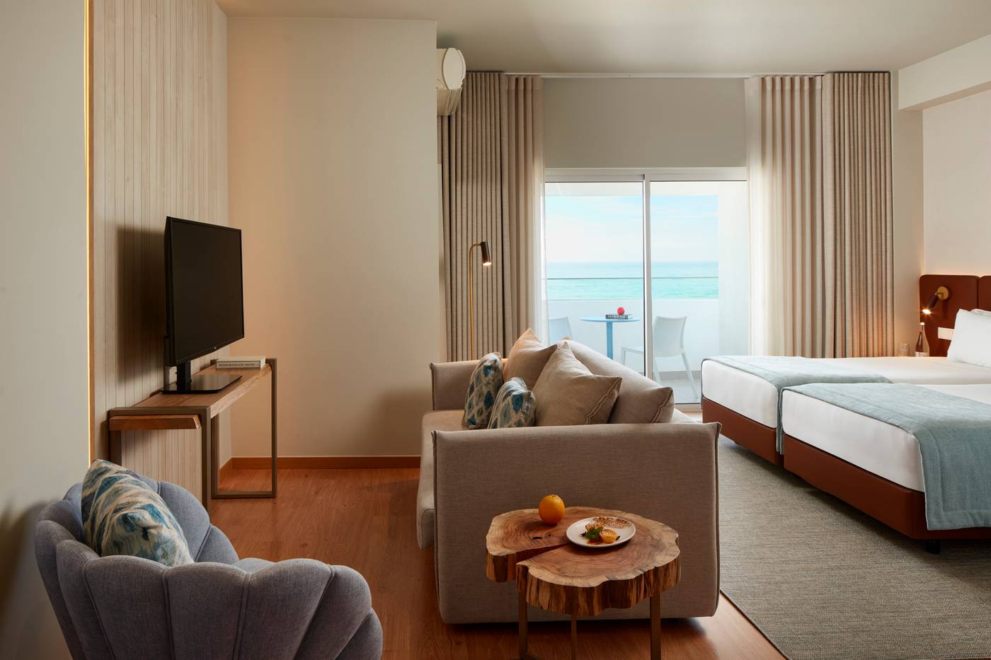 Dom-Jose-Beach-Hotel-Room-9