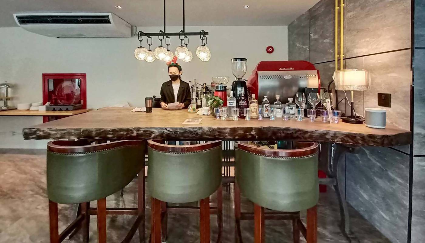 The-9-Residence-Hotel-Bar-18