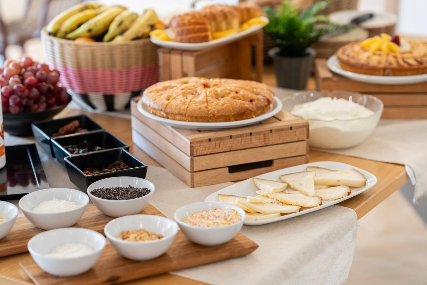 Hotel-LIVVO-Anamar-Suites-Restaurant-40