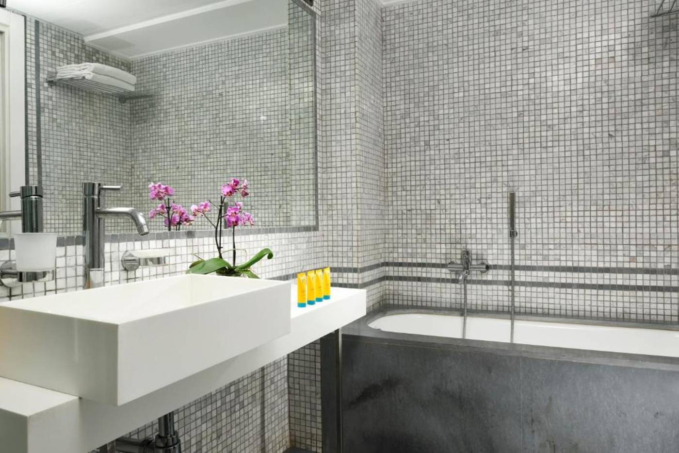 La-Plage-Resort-Room-28