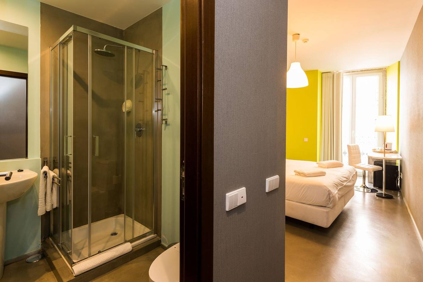 Alfama---Lisbon-Lounge-Suites-Room-61