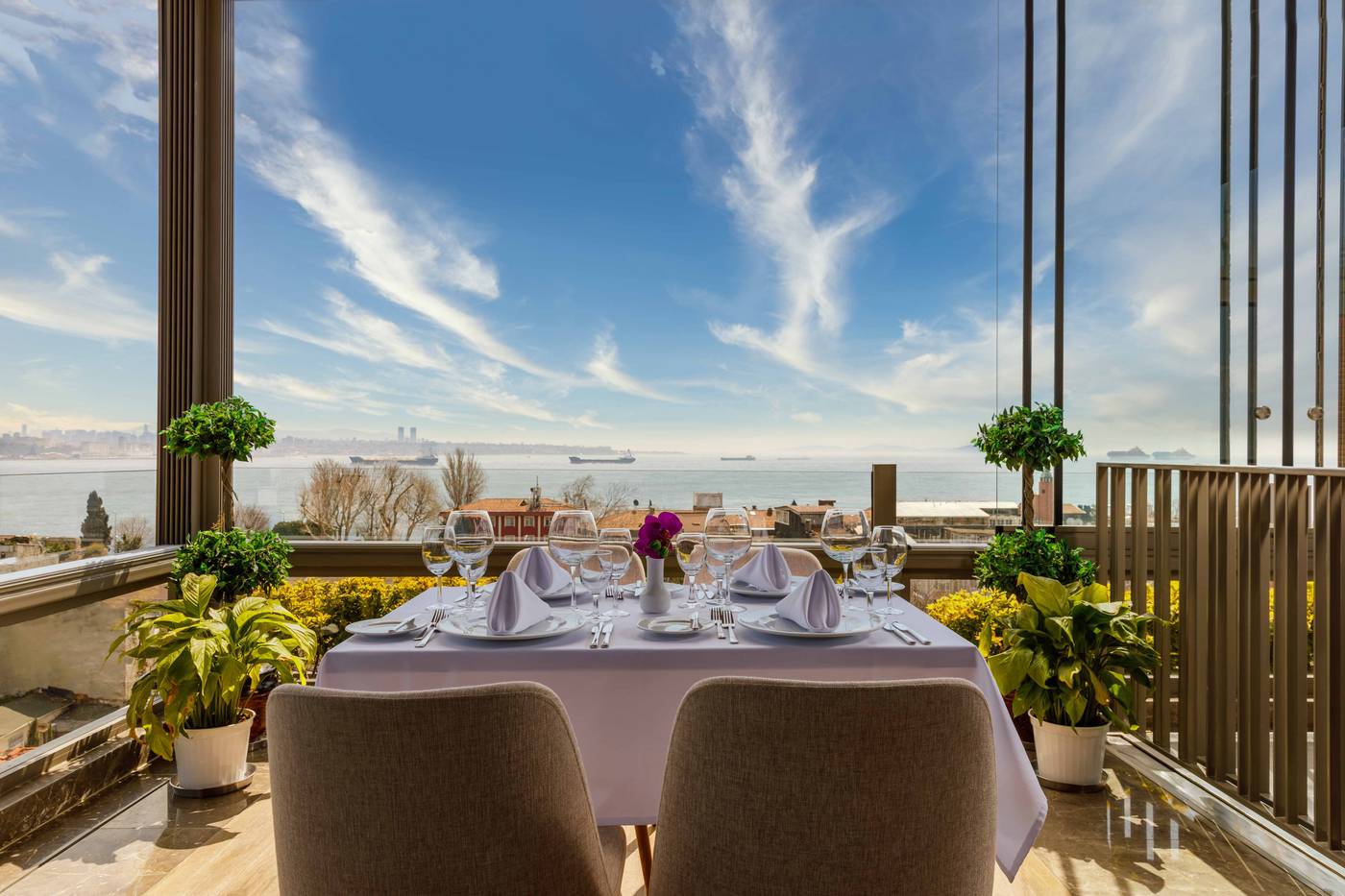 Amiral-Palace-Restaurant-83